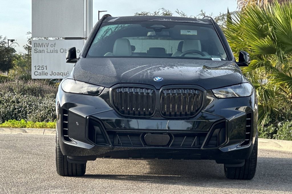 New 2026 BMW X5 xDrive50e w/ M Sport Package AWD/4WD image 8