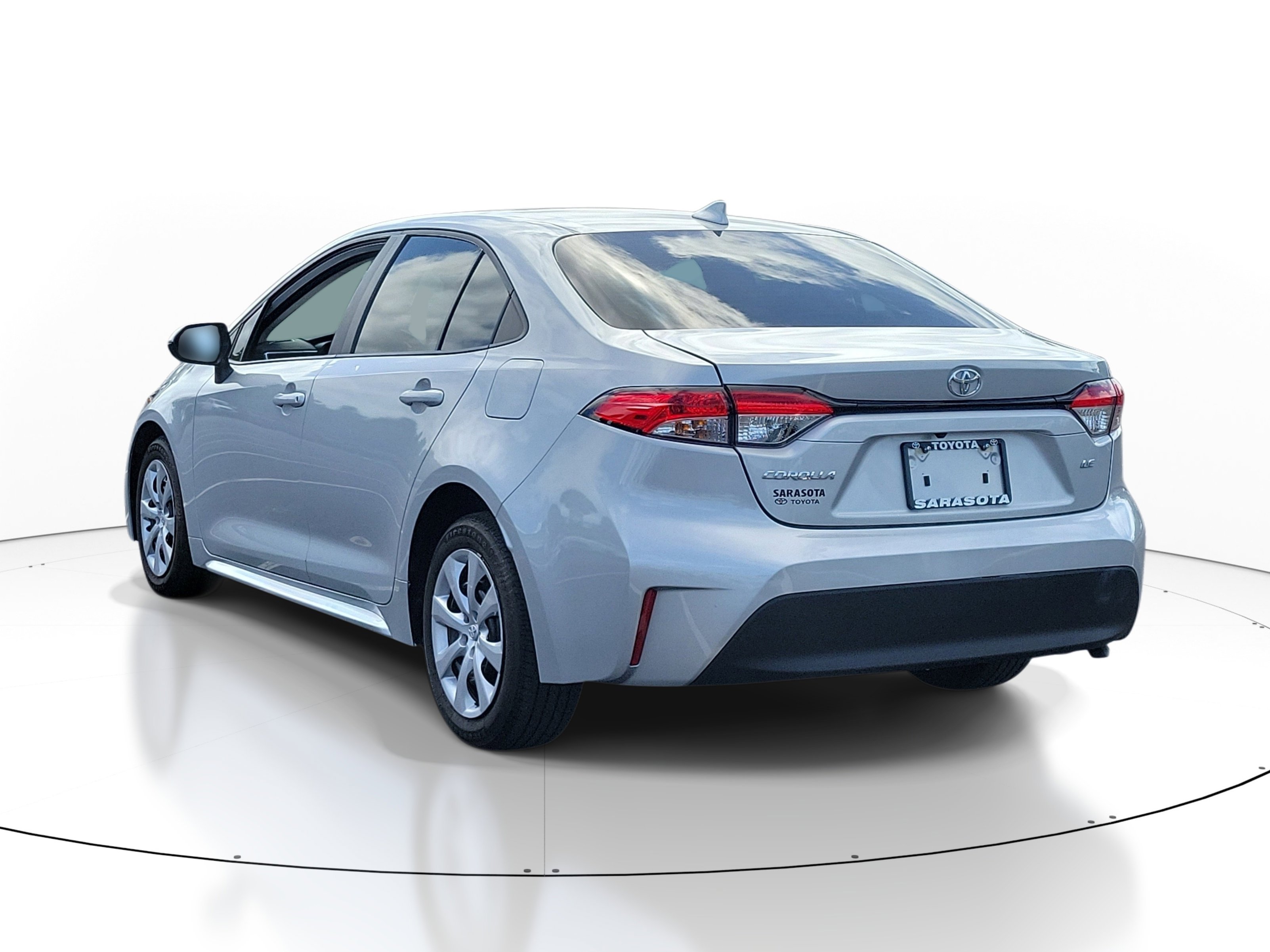 Certified 2023 Toyota Corolla LE FWD image 4