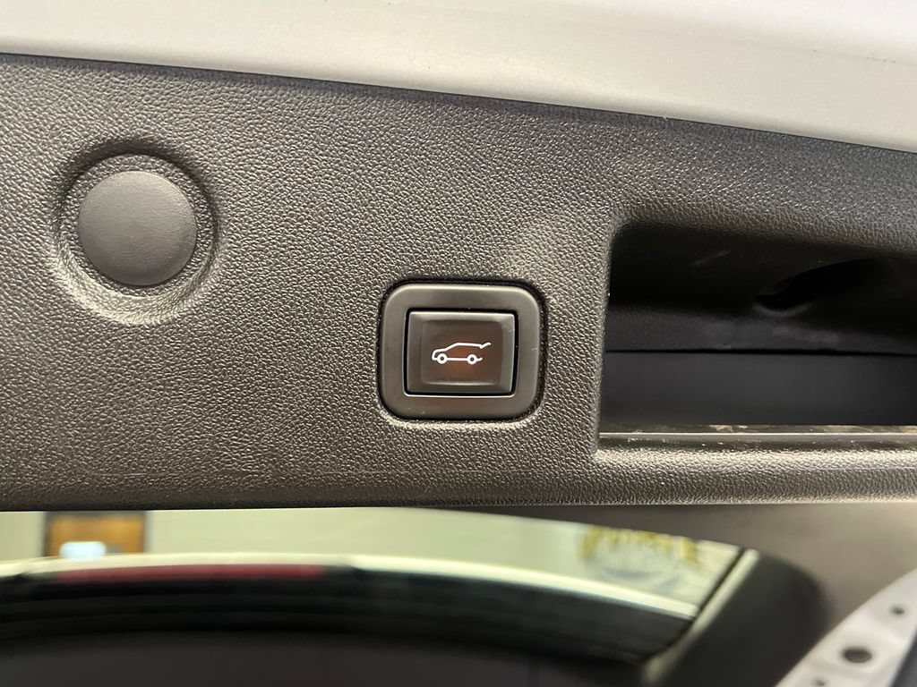 Used 2022 Chevrolet Equinox LT AWD/4WD image 43