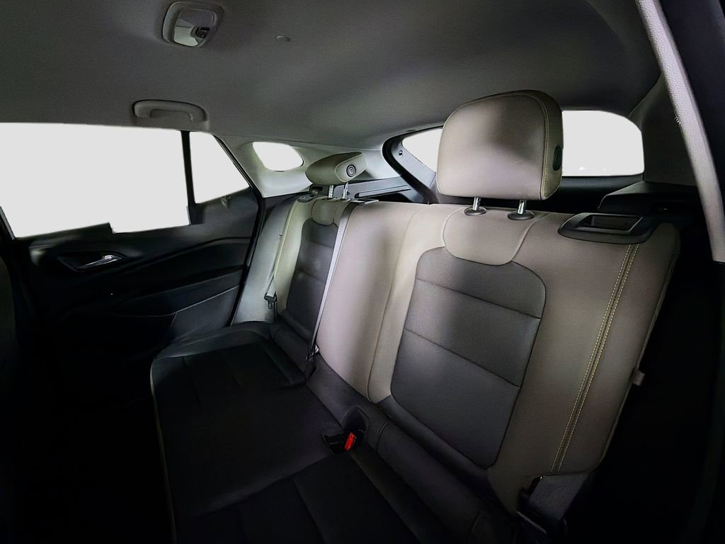 Used 2025 Chevrolet Trax ACTIV w/ Driver Confidence Package image 23