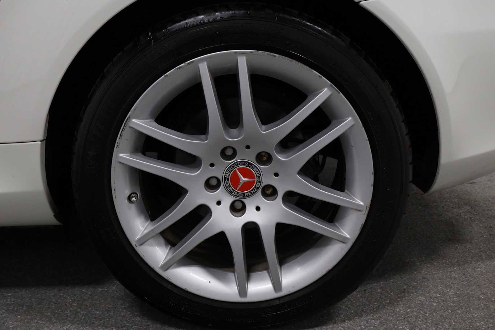 Used 2009 Mercedes-Benz SLK 300 image 27