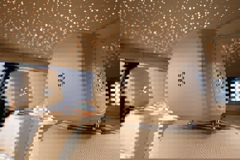 Used 2019 Rolls-Royce Phantom Sedan image 26