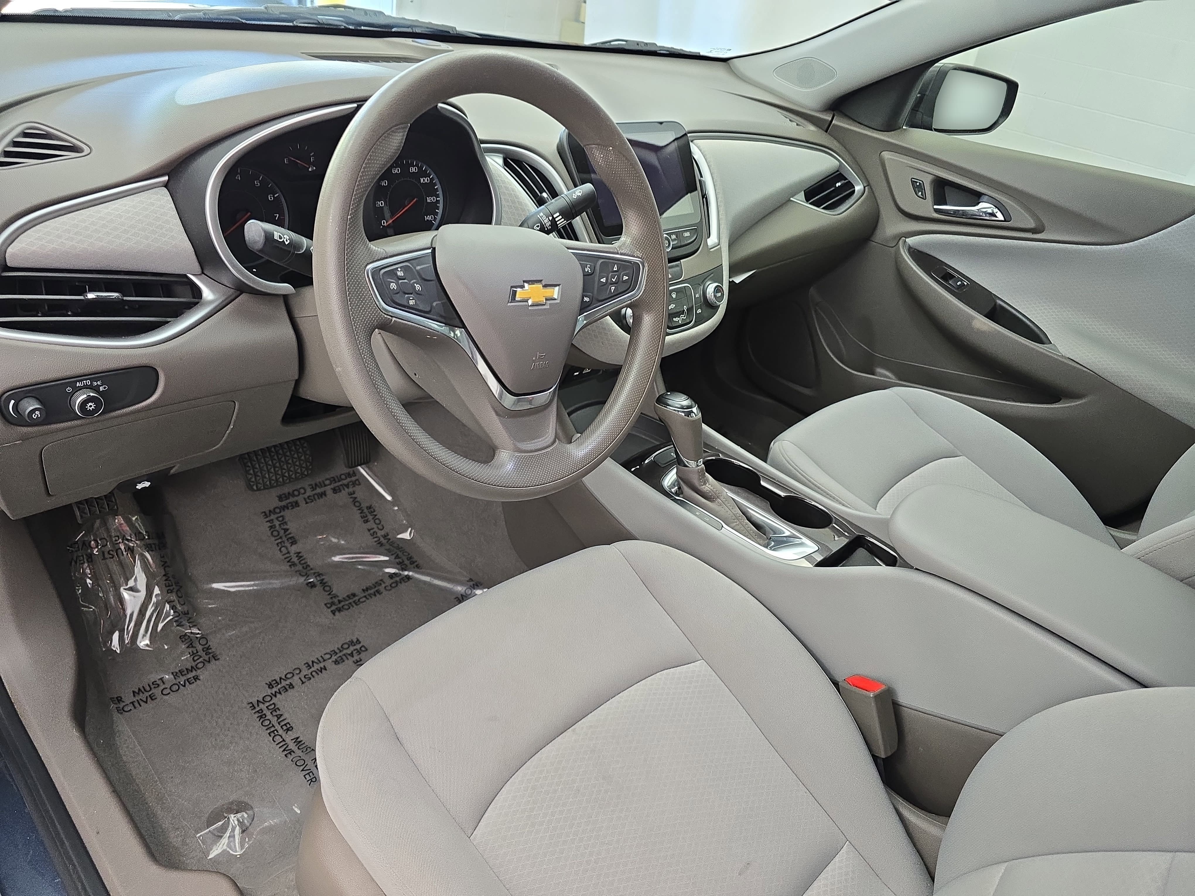 Used 2019 Chevrolet Malibu LS FWD image 15