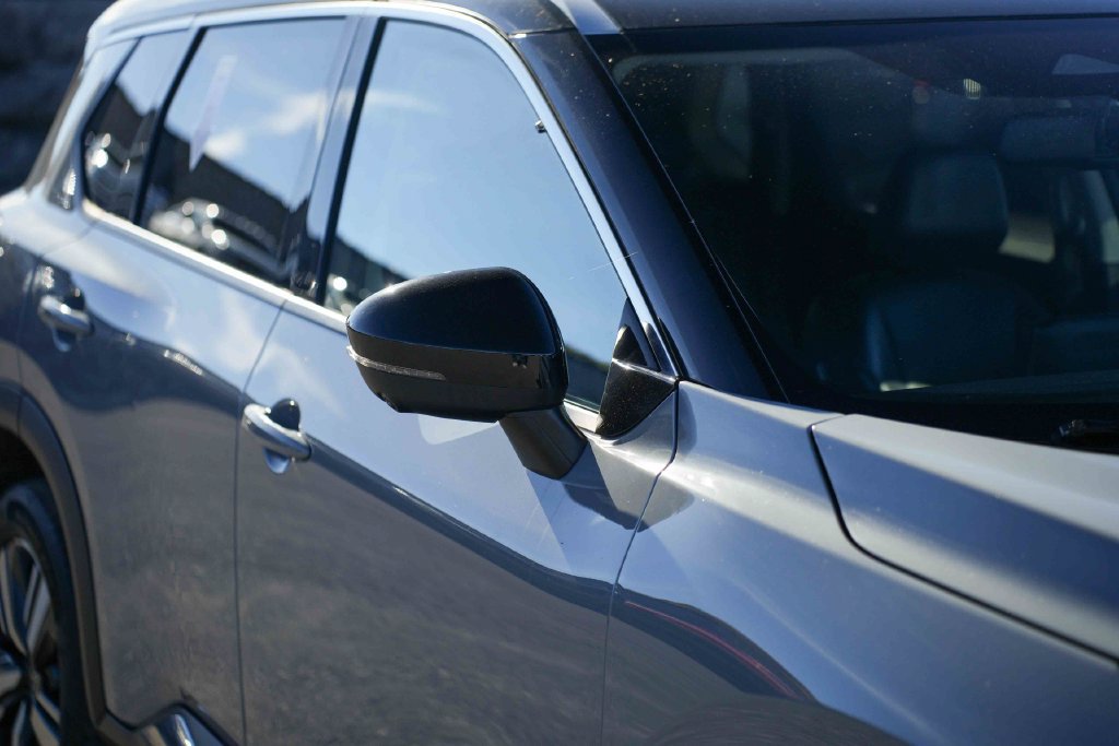 Used 2021 Nissan Rogue Platinum AWD/4WD image 9