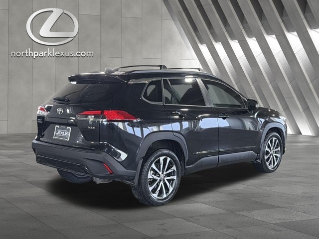 Used 2024 Toyota Corolla Cross XLE FWD image 6