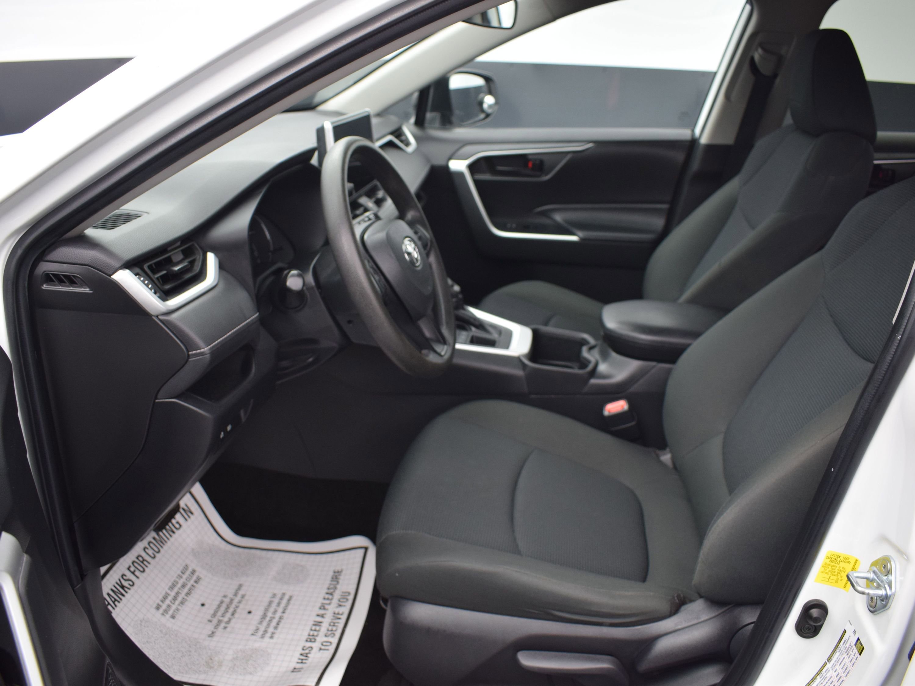 Used 2023 Toyota RAV4 LE image 13