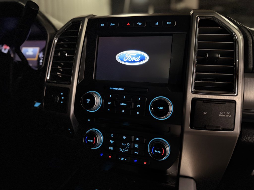 Used 2018 Ford F350 Platinum w/ Platinum Ultimate Package image 11