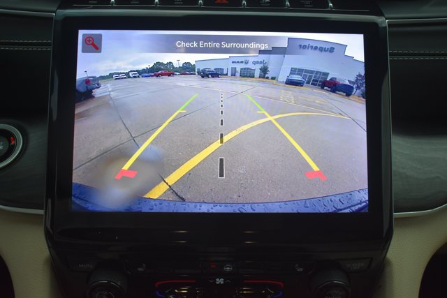 Used 2023 Jeep Grand Cherokee Limited RWD image 25