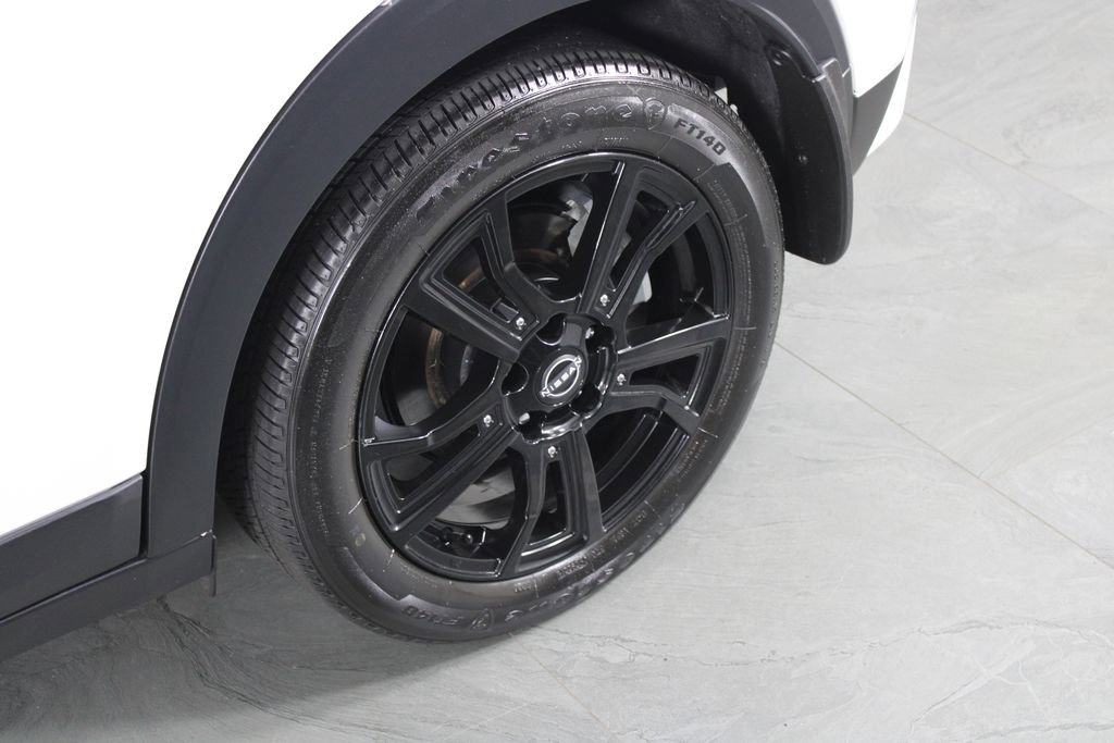 Certified 2023 Nissan Kicks SR w/ SR Premium Package image 15