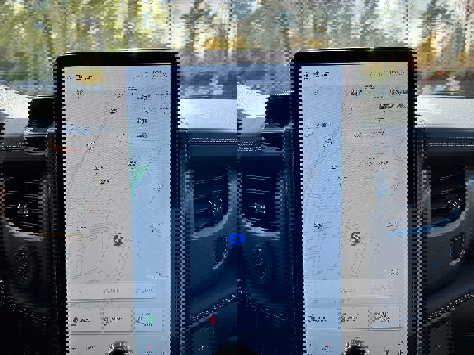 New 2025 Ford F150 Lightning Platinum image 58