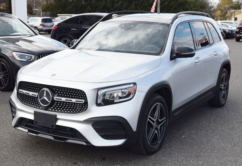 Used 2020 Mercedes-Benz GLB 250 4MATIC image 1