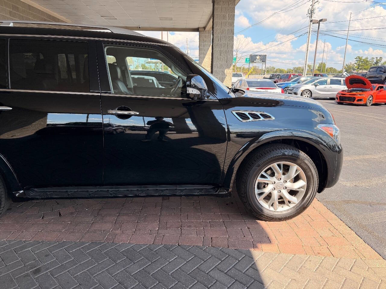 Used 2012 INFINITI QX56 4WD w/ Theater Pkg image 9