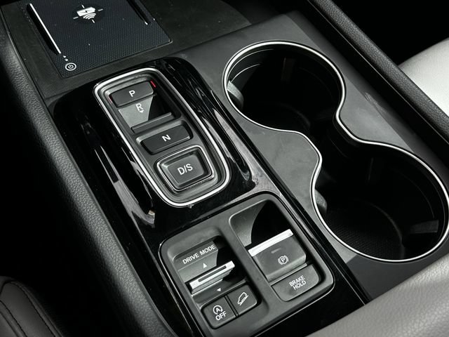 Used 2025 Honda Pilot EX-L image 23