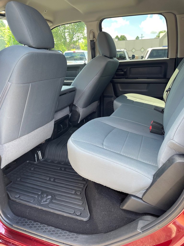 Used 2018 RAM 2500 Tradesman w/ Chrome Appearance Group AWD/4WD image 22
