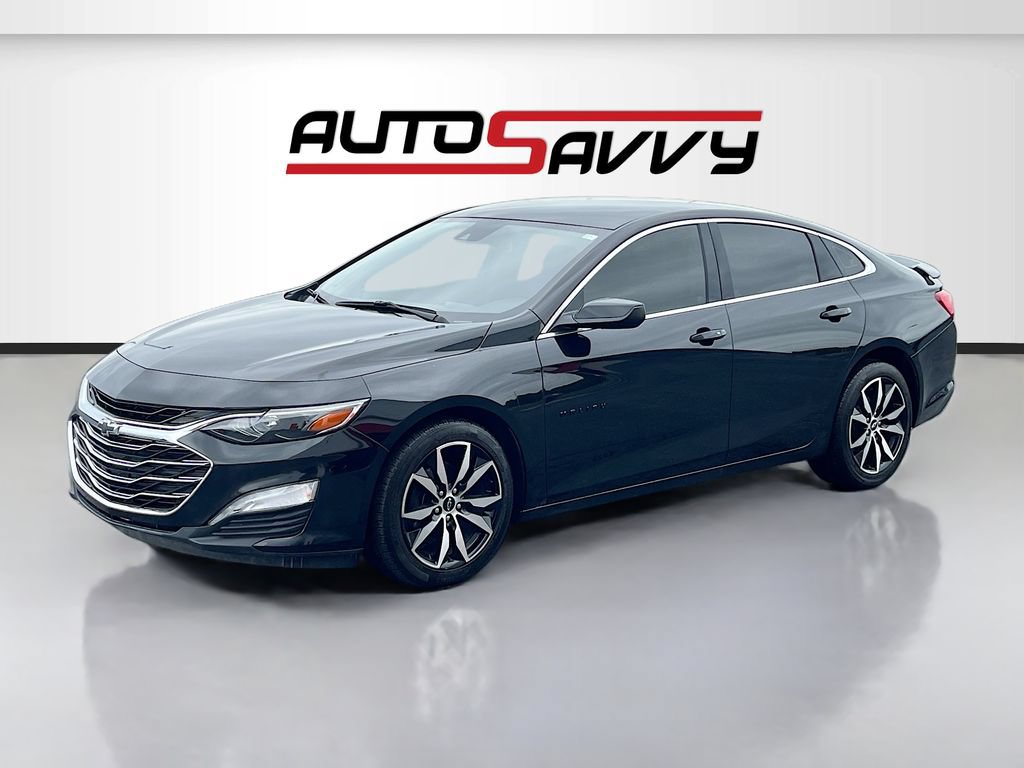 Used 2025 Chevrolet Malibu RS FWD image 3