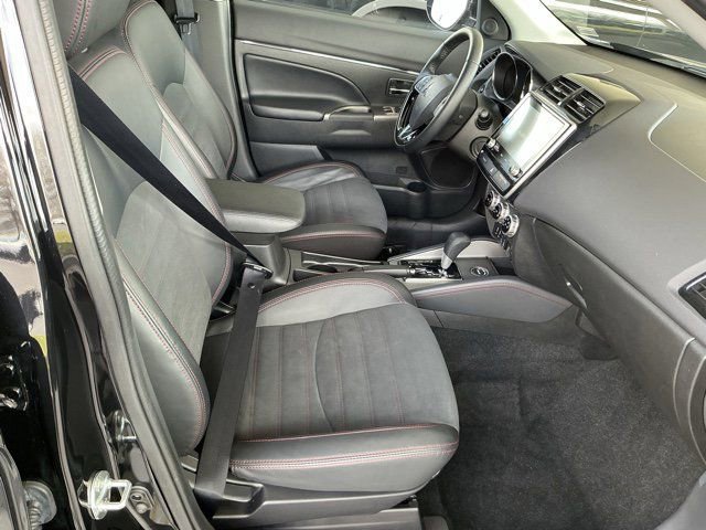 Used 2025 Mitsubishi Outlander Sport SE image 21
