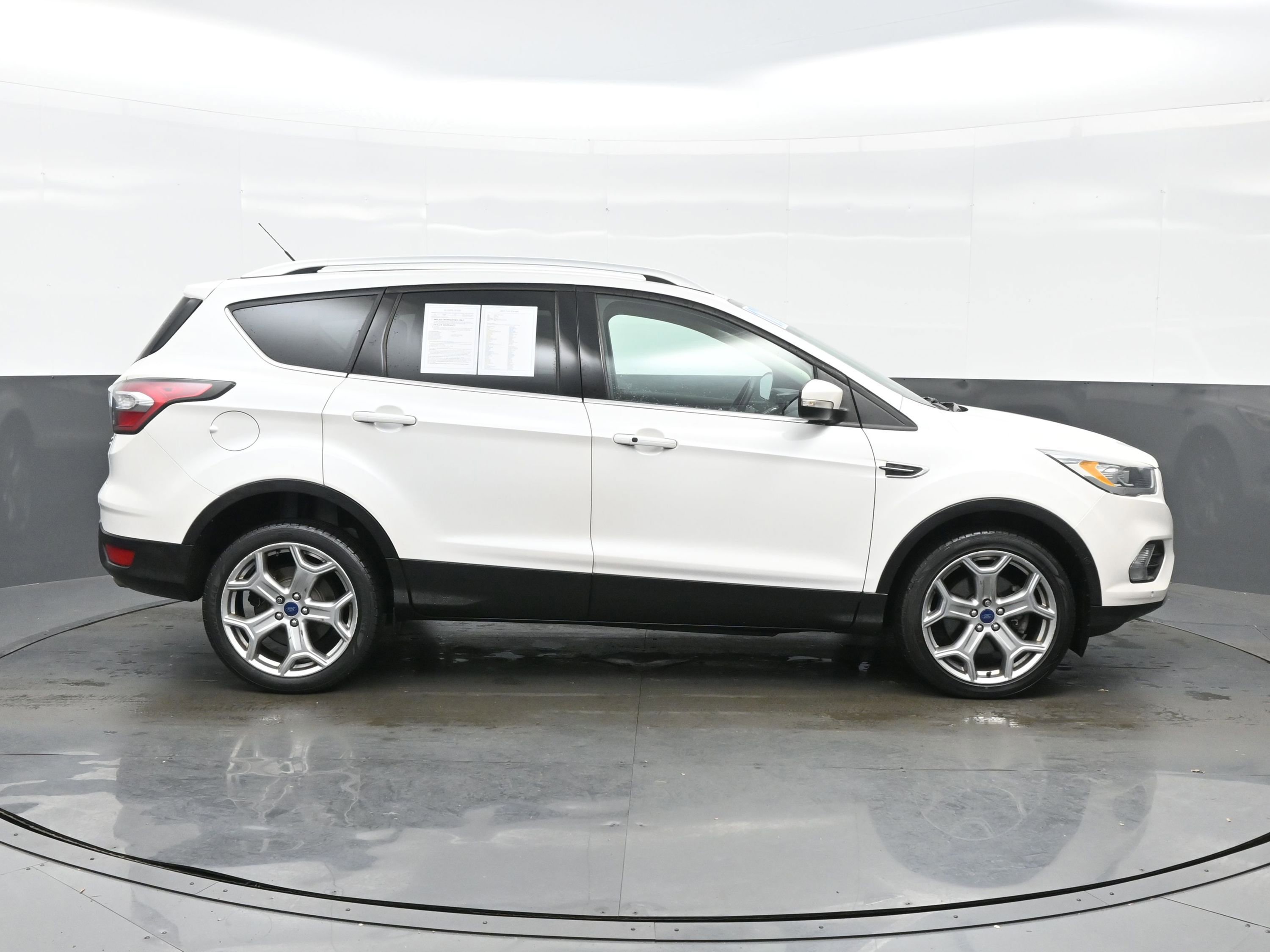 Used 2017 Ford Escape Titanium w/ Equipment Group 301A image 7