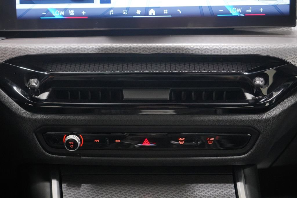 Used 2026 BMW 430i Coupe w/ Convenience Package image 13