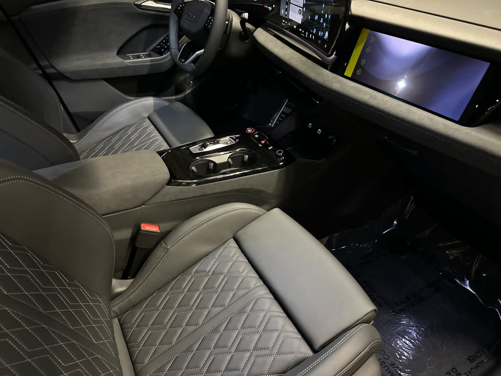 New 2027 Audi SQ6 e-tron Prestige AWD/4WD image 16