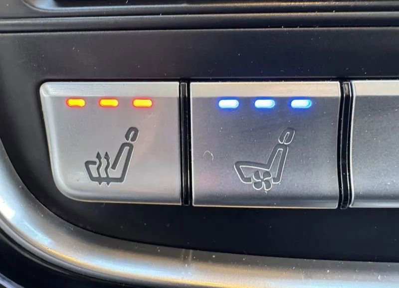 Used 2017 Mercedes-Benz G 550 image 34