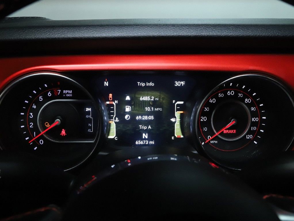 Used 2020 Jeep Gladiator Rubicon w/ Trailer Tow Package image 25