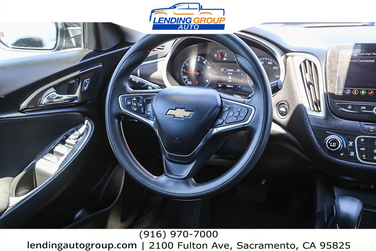 Used 2023 Chevrolet Malibu LT FWD image 14