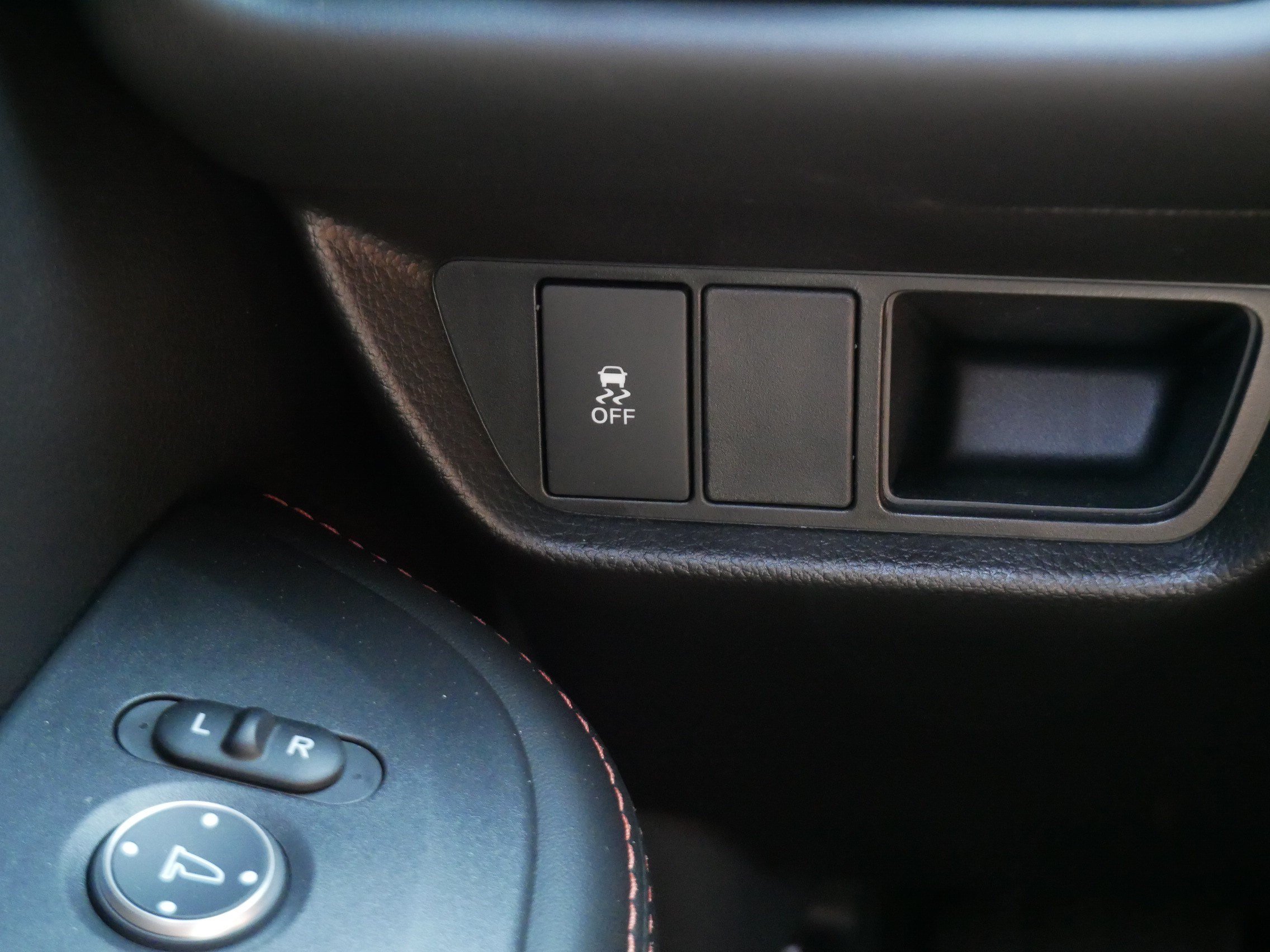Used 2027 Honda HR-V Sport image 36