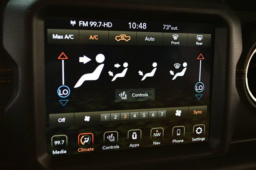Used 2022 Jeep Gladiator Overland AWD/4WD image 65