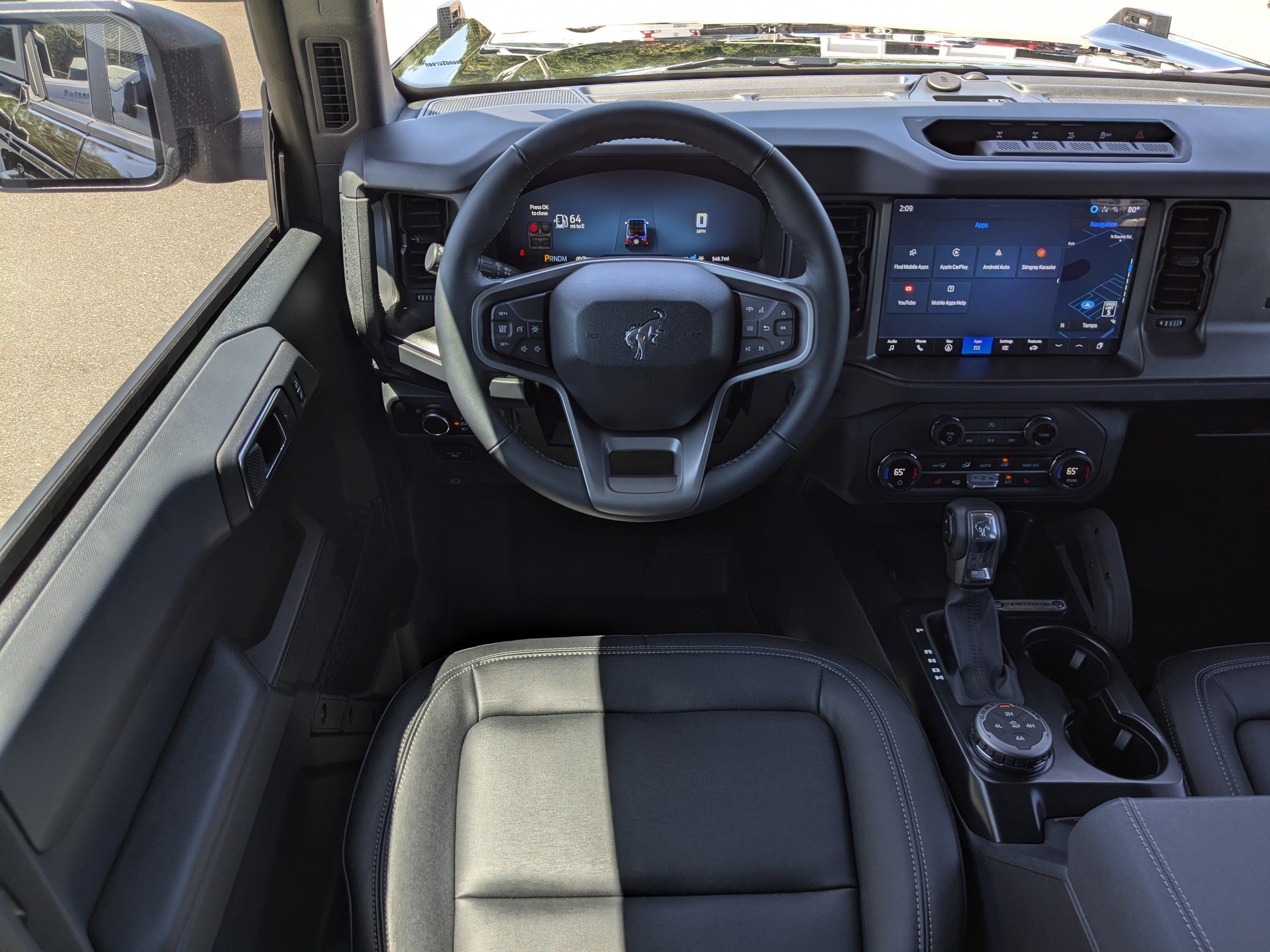 Used 2025 Ford Bronco Big Bend w/ Black Diamond Package image 16