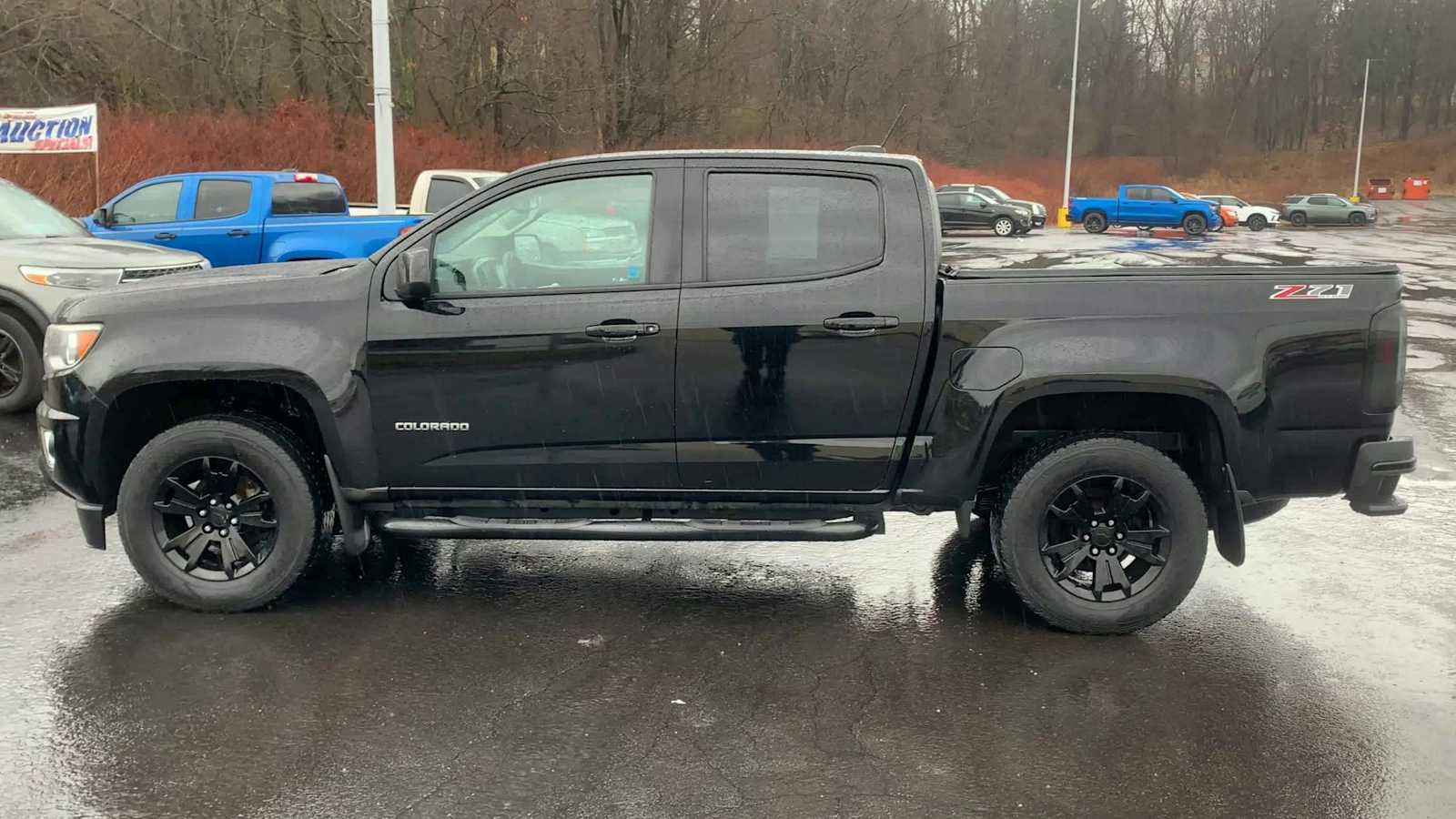 Used 2018 Chevrolet Colorado Z71 w/ LPO, Premium Interior Package image 5