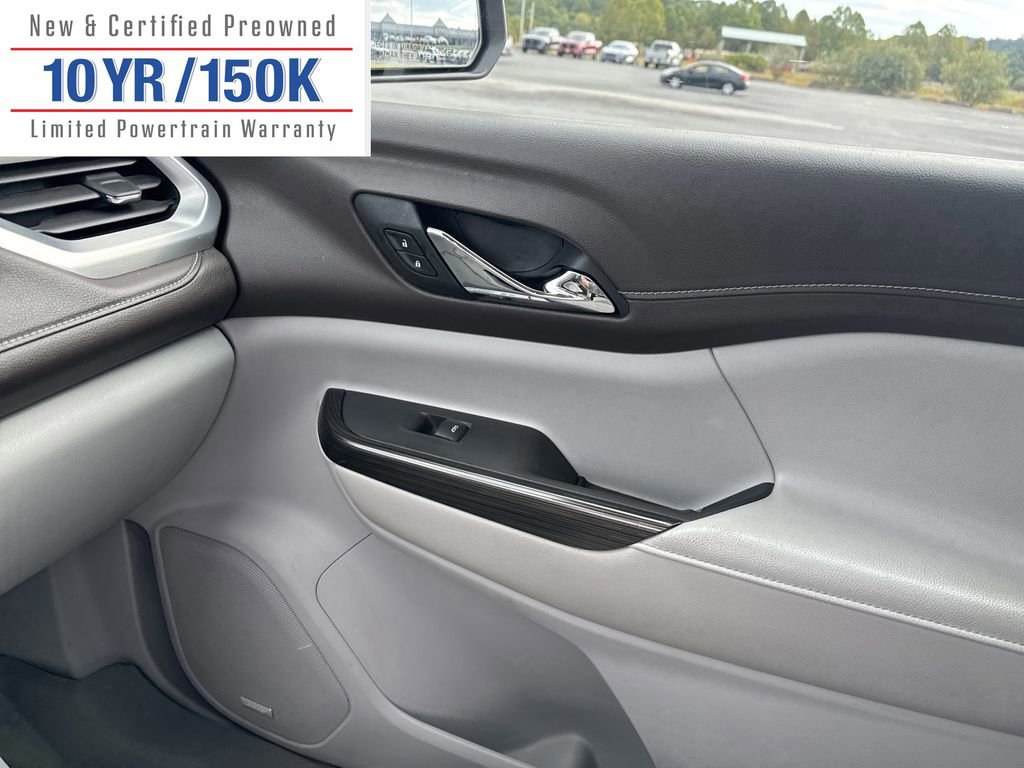 Used 2020 GMC Acadia SLT w/ LPO, Floor Liner Package image 25