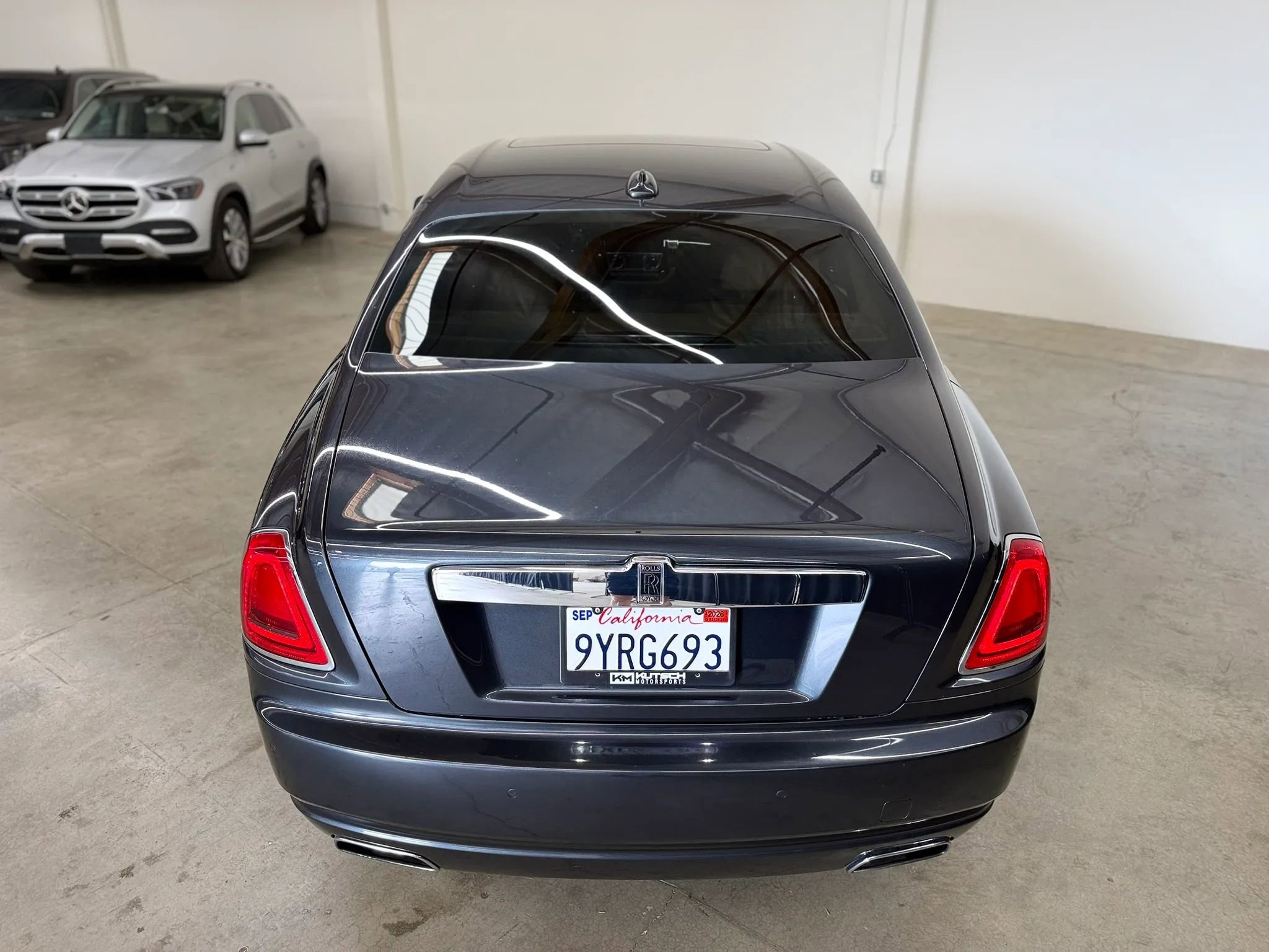 Used 2011 Rolls-Royce Ghost RWD image 12