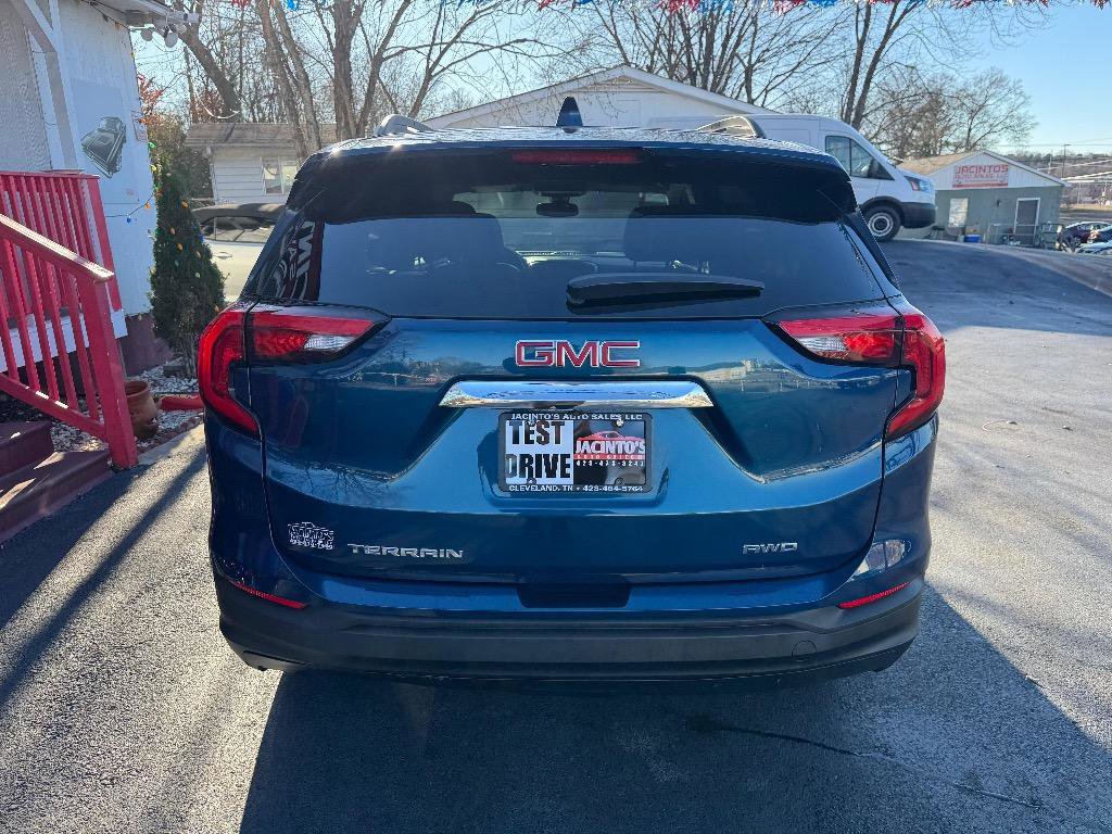 Used 2021 GMC Terrain SLE w/ Driver Convenience Package image 7