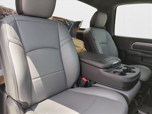 New 2024 RAM 5500 Tradesman image 15