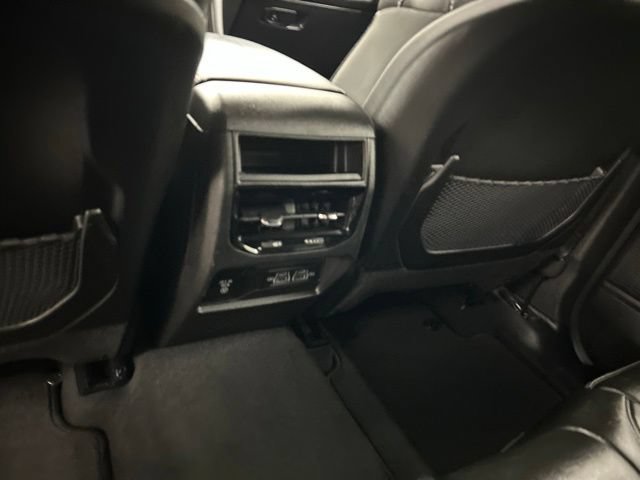 Used 2024 Jeep Grand Cherokee Altitude AWD/4WD image 25