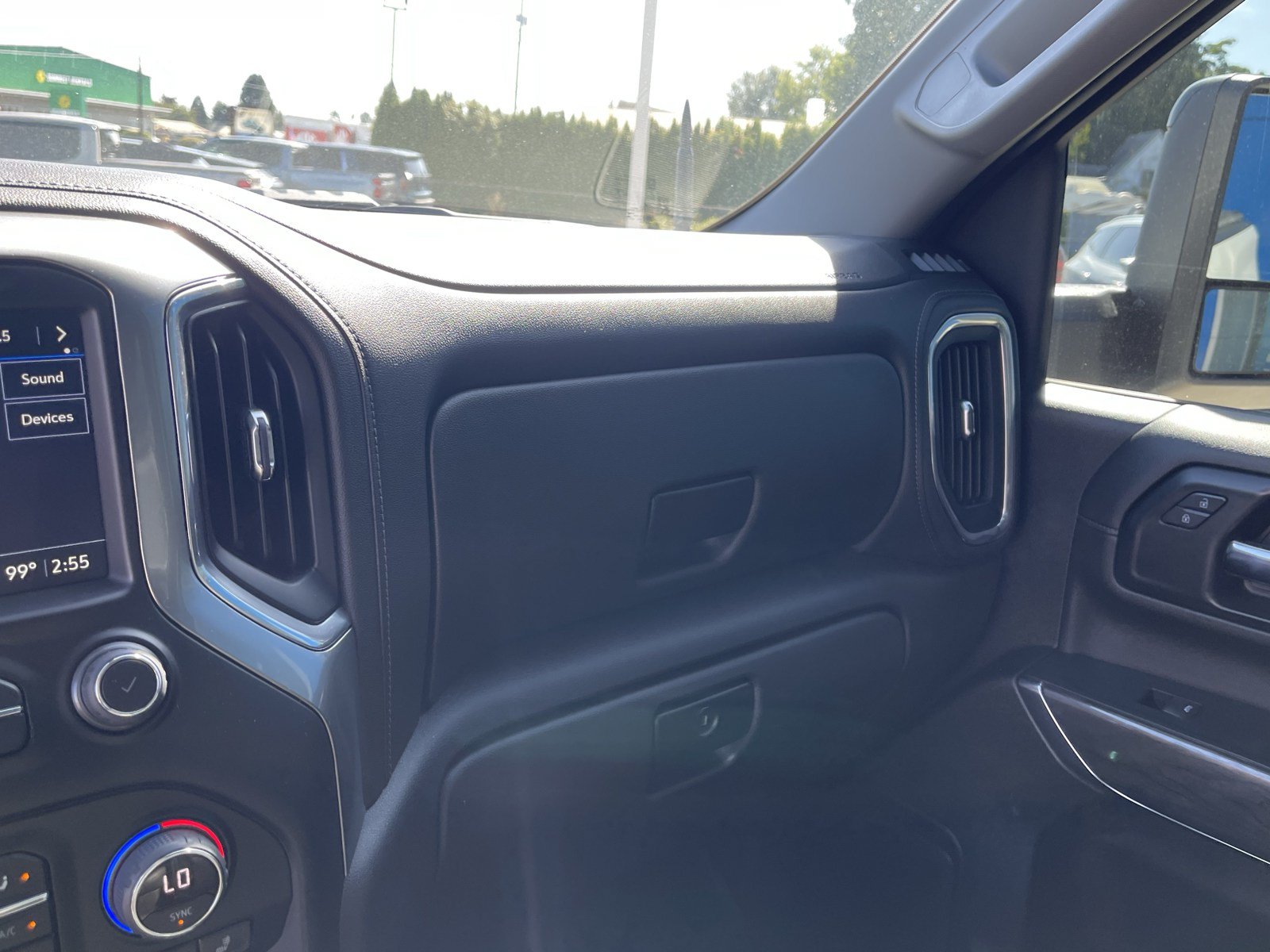 Used 2021 Chevrolet Silverado 2500 LTZ w/ LTZ Plus Package AWD/4WD image 25
