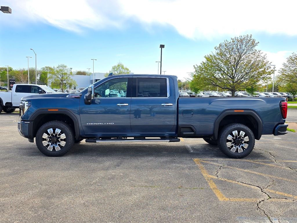 New 2026 GMC Sierra 2500 Denali w/ Denali Reserve Package AWD/4WD image 6