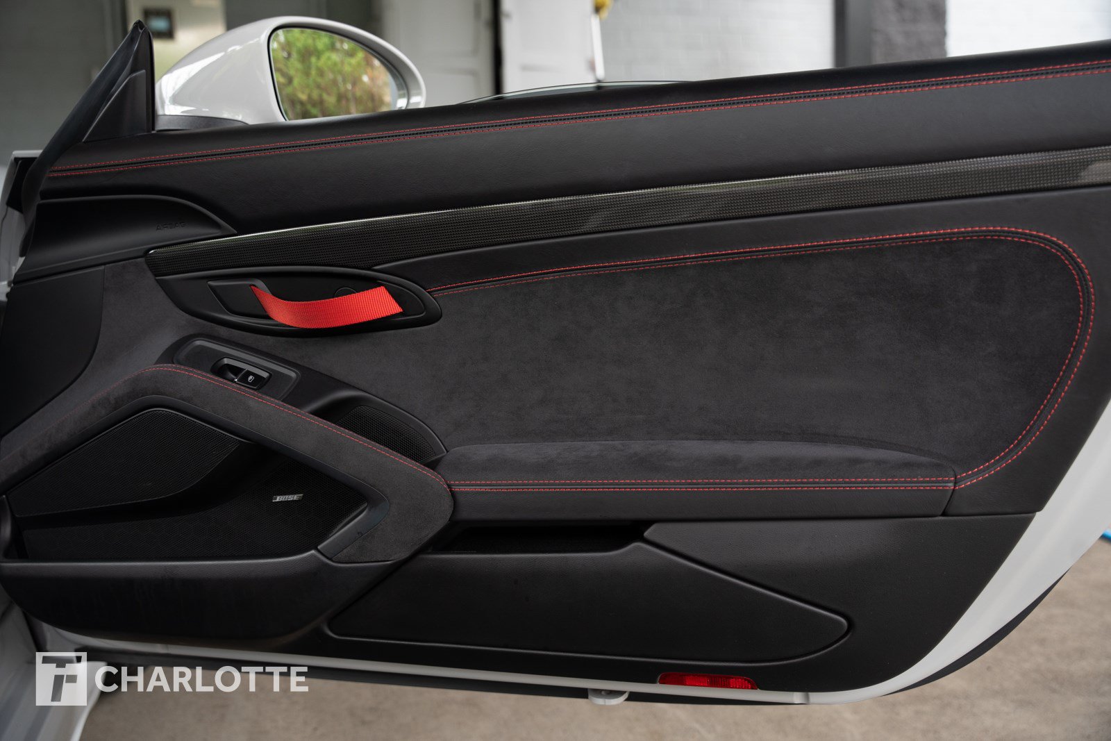 Used 2021 Porsche 718 Boxster Spyder RWD image 33