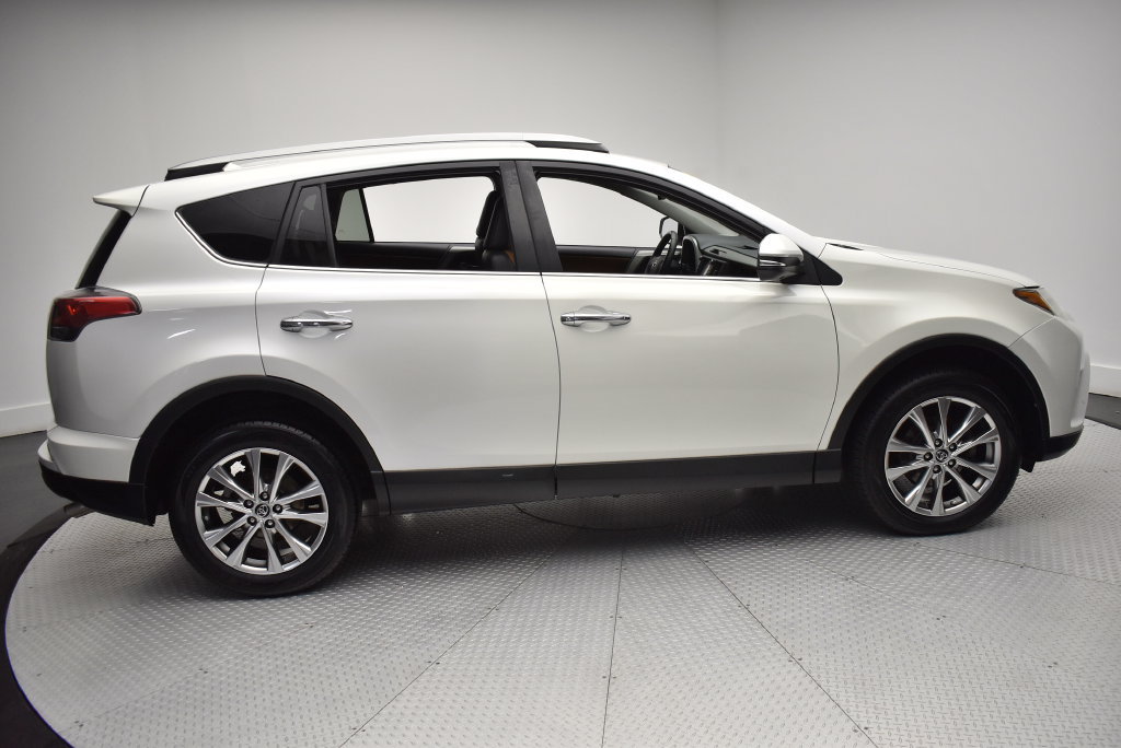 Used 2017 Toyota RAV4 Limited w/ Advanced Technology Package AWD/4WD image 4