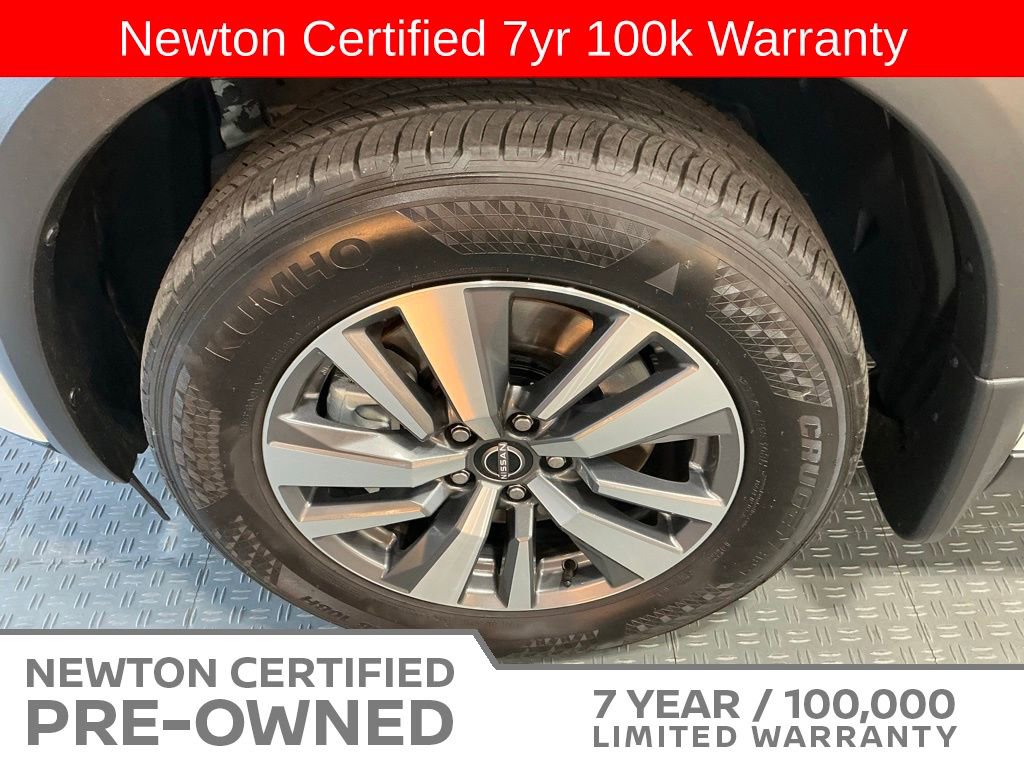 Used 2024 Nissan Pathfinder SL AWD/4WD image 47