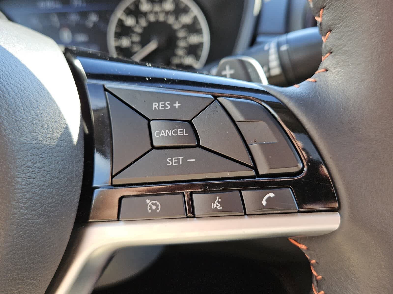 Used 2024 Nissan Altima 2.5 SR w/ SR Premium Package FWD image 13