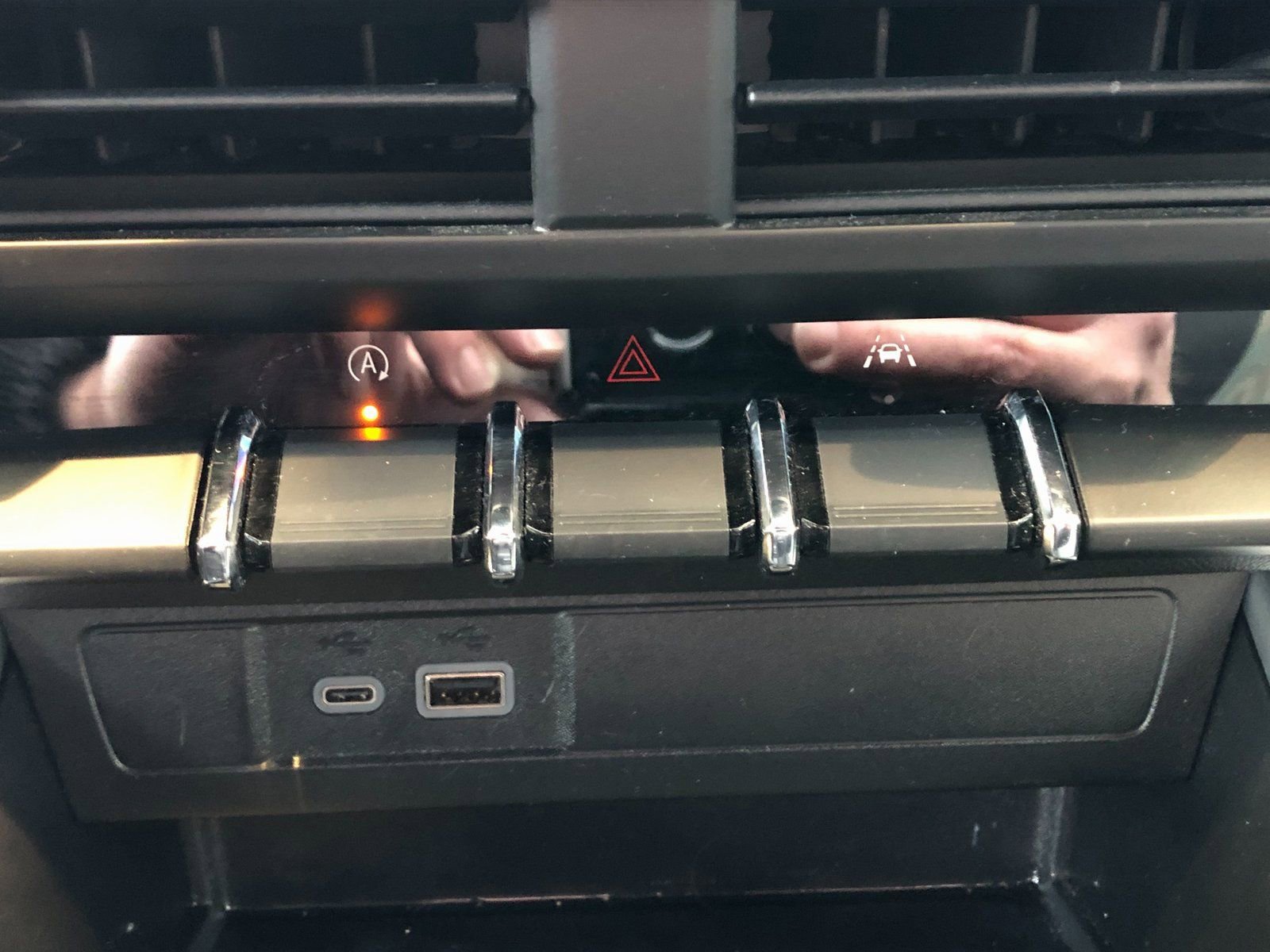 Certified 2024 Chevrolet Colorado W/T w/ WT Convenience Package II image 25