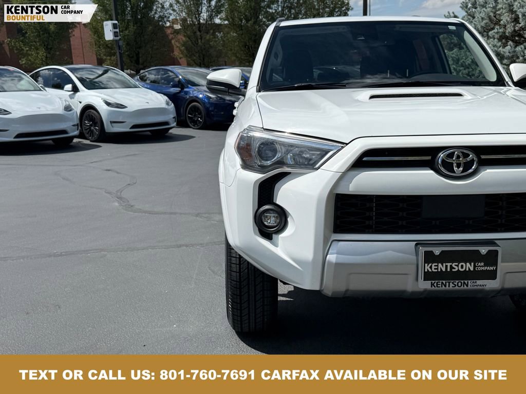 Used 2024 Toyota 4Runner TRD Off-Road image 13