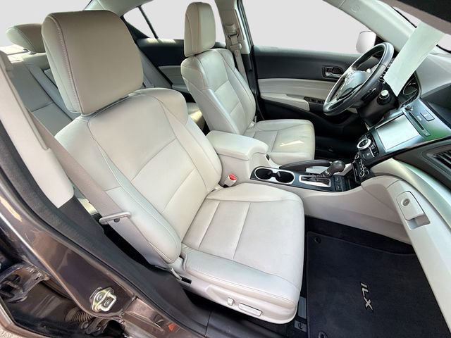 Used 2017 Acura ILX w/ Premium Package image 26
