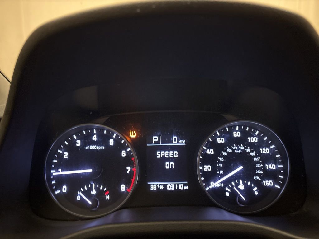 Used 2018 Hyundai Elantra SE w/ Cargo Package image 12