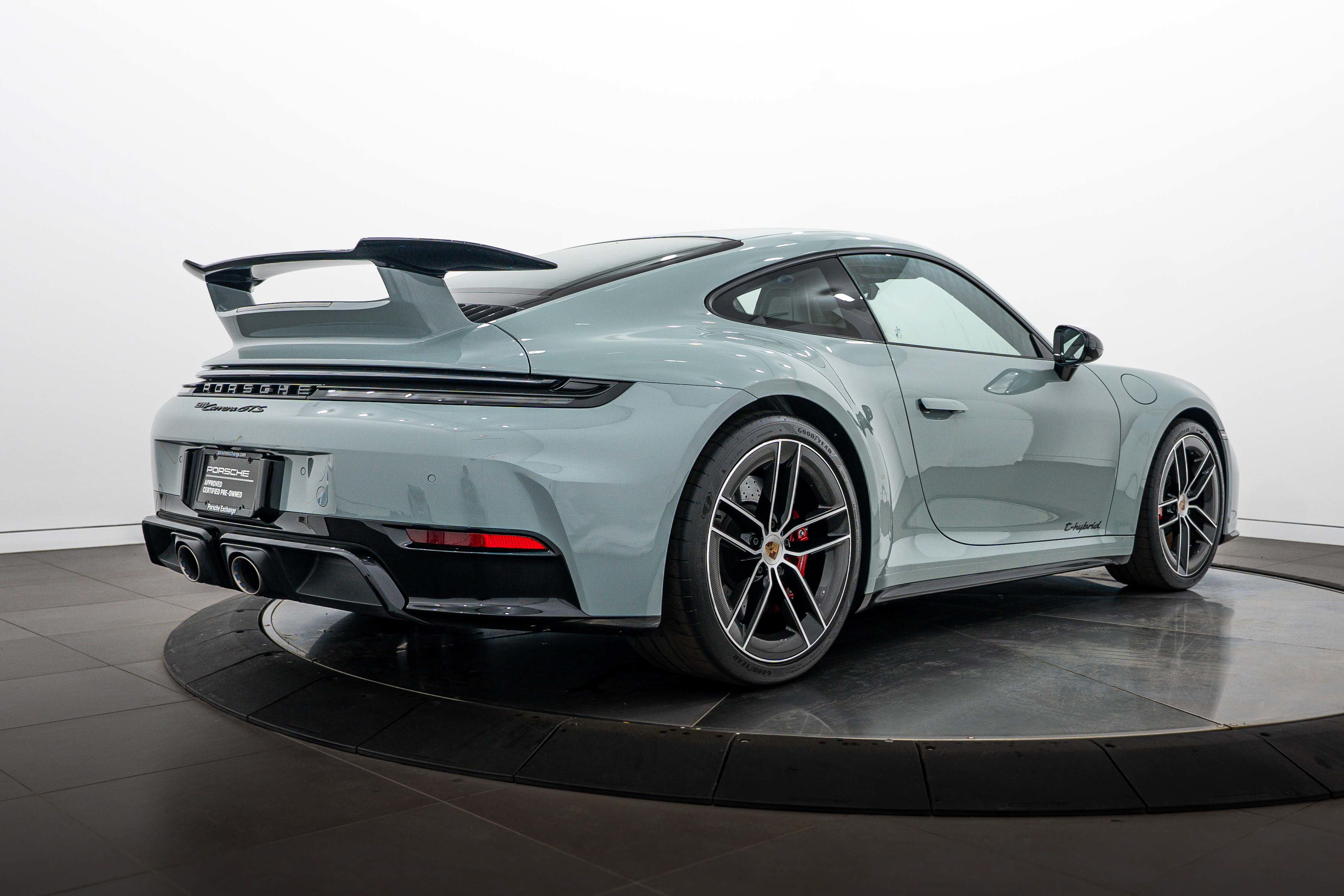 Certified 2026 Porsche 911 Carrera GTS RWD image 7