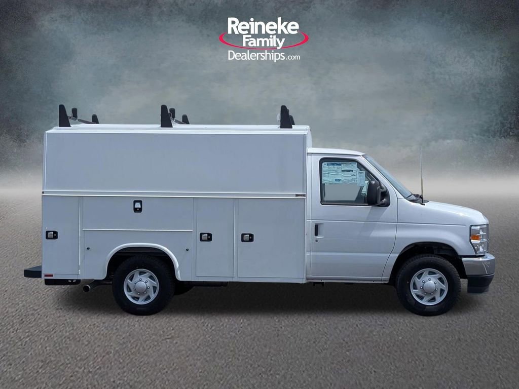 New 2026 Ford E-350 and Econoline 350 Super Duty w/ Power Equipment Group RWD image 4