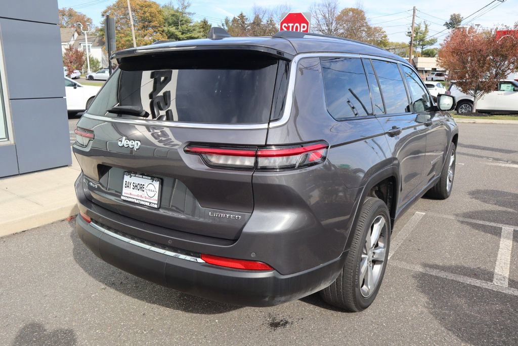 Used 2022 Jeep Grand Cherokee L Limited AWD/4WD image 6