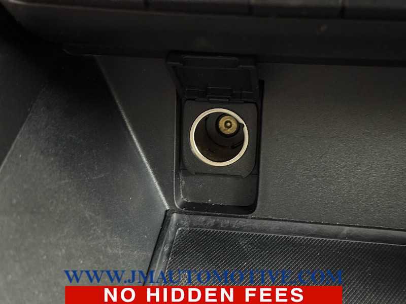 Used 2023 MAZDA CX-5 AWD 2.5 S w/ Select Package image 32