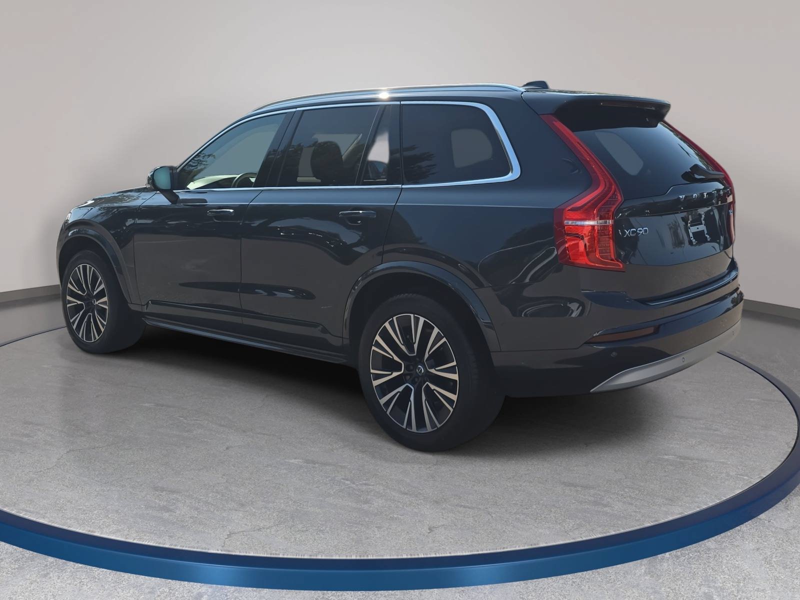 Used 2022 Volvo XC90 T5 Momentum FWD image 7